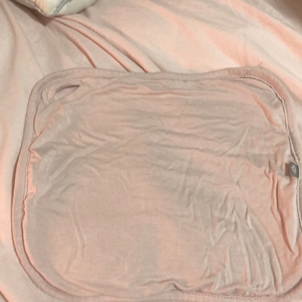Kyte baby lovey in color blush